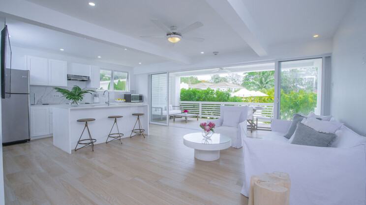  Two Bed Pool Deck View Suite